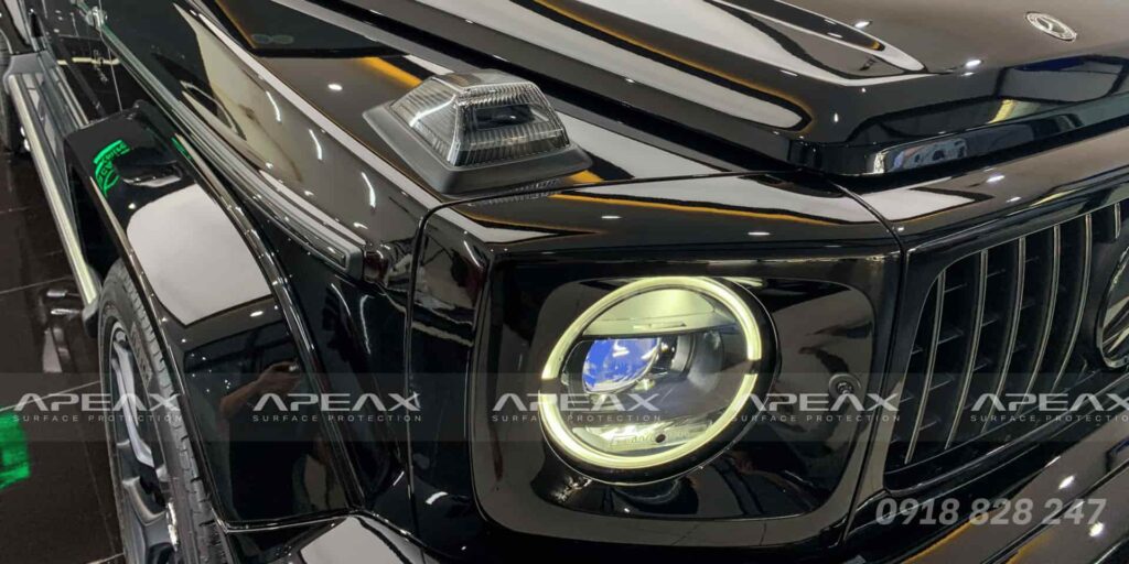 Dán PPF hệ thống đèn nhằm tăng khả năng hạn chế va chạm bên ngoài.